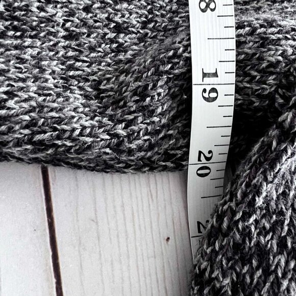 Vintage Woolrich Women's Gray Red Long Sleeve Button Down Ski Cardigan size  M - Picture 11 of 12